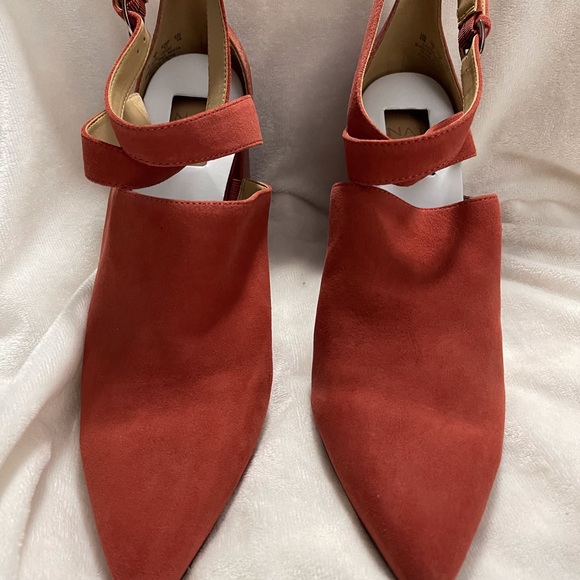 Naturalizer Ankle Strap Slingback Heels (size 11) - Picture 3 of 8